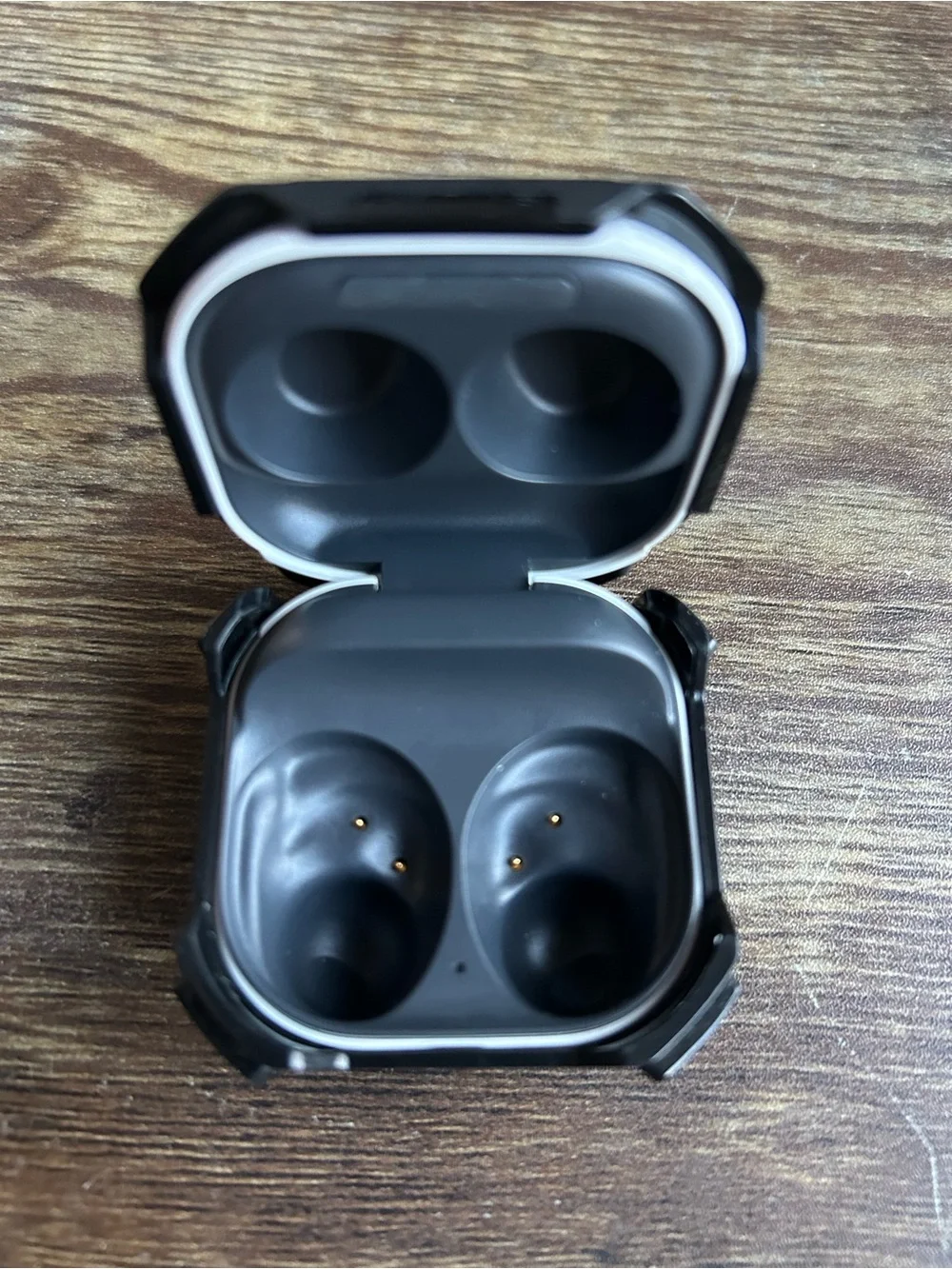OTOPO Protective Case for Samsung Galaxy Buds, featuring a black hybrid design